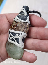 Load image into Gallery viewer, Pendant - Ammonite with green aventurine
