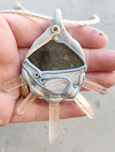 Load image into Gallery viewer, Quartz Box Set - Pendant & earrings