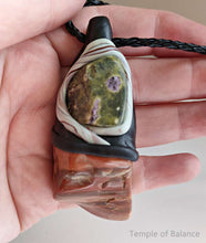 Load image into Gallery viewer, Pendant - Petrified Wood & Serpentine / stitchtite