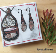 Load image into Gallery viewer, Shiva Lingam Box Set - Pendant & earrings