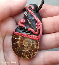 Load image into Gallery viewer, Pendant - Ammonite with Amethyst
