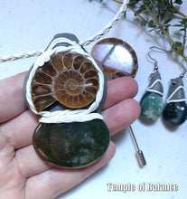 Load image into Gallery viewer, Moss Agate Box Set - Pendant, earrings, pin
