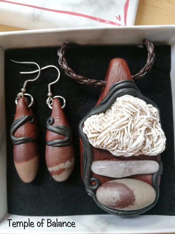 Shiva Lingam Box Set - Pendant & earrings